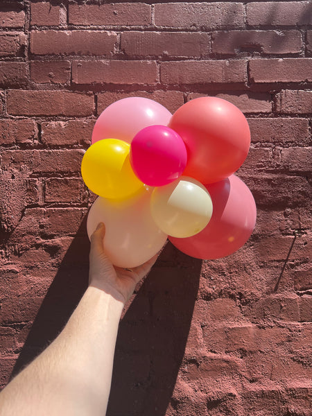 LEIGH Custom Balloon Installation - Job ID: 081323LEIGH