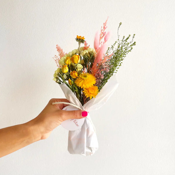 Classic Dried Flower Mini Bouquet- Bright