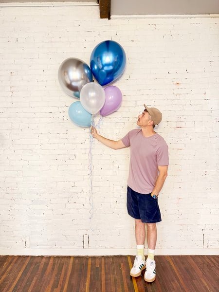Small Let it Snow Elsa Frozen Helium balloon bouquet for delivery and pick up in pittsburgh